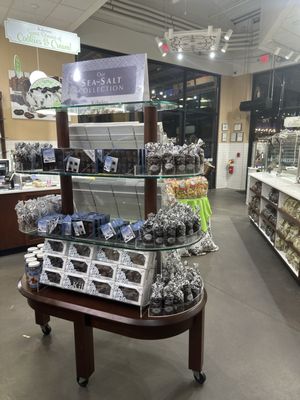 Kilwins Ice Cream - Chocolate - Fudge by null