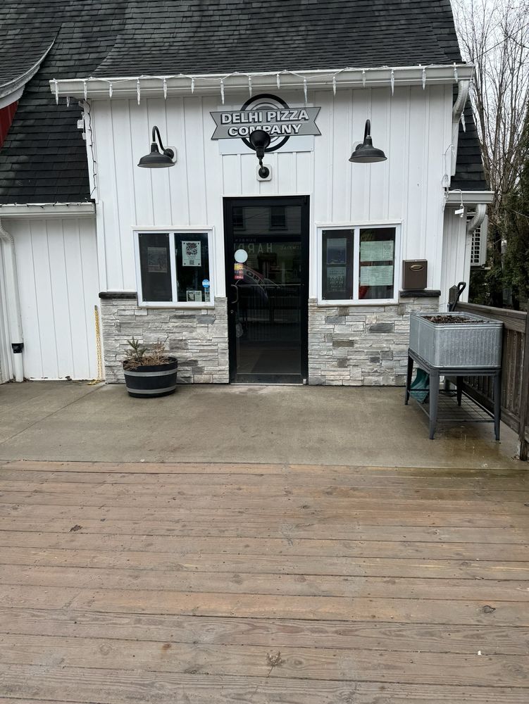 Food from Delhi Pizza Company NY