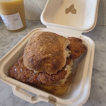 Callie's Hot Little Biscuit - Breakfast & Brunch Near Me - Charleston, South Carolina Callie's Hot Little Biscuit - Breakfast & Brunch Near Me - Charleston, South Carolina