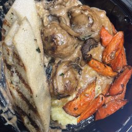 Swedish Meatballs, Glazed carrots, Mashed potatoes and grilled ciabatta bread. Delicious. Swedish Meatballs, Glazed carrots, Mashed potatoes and grilled ciabatta bread. Delicious.