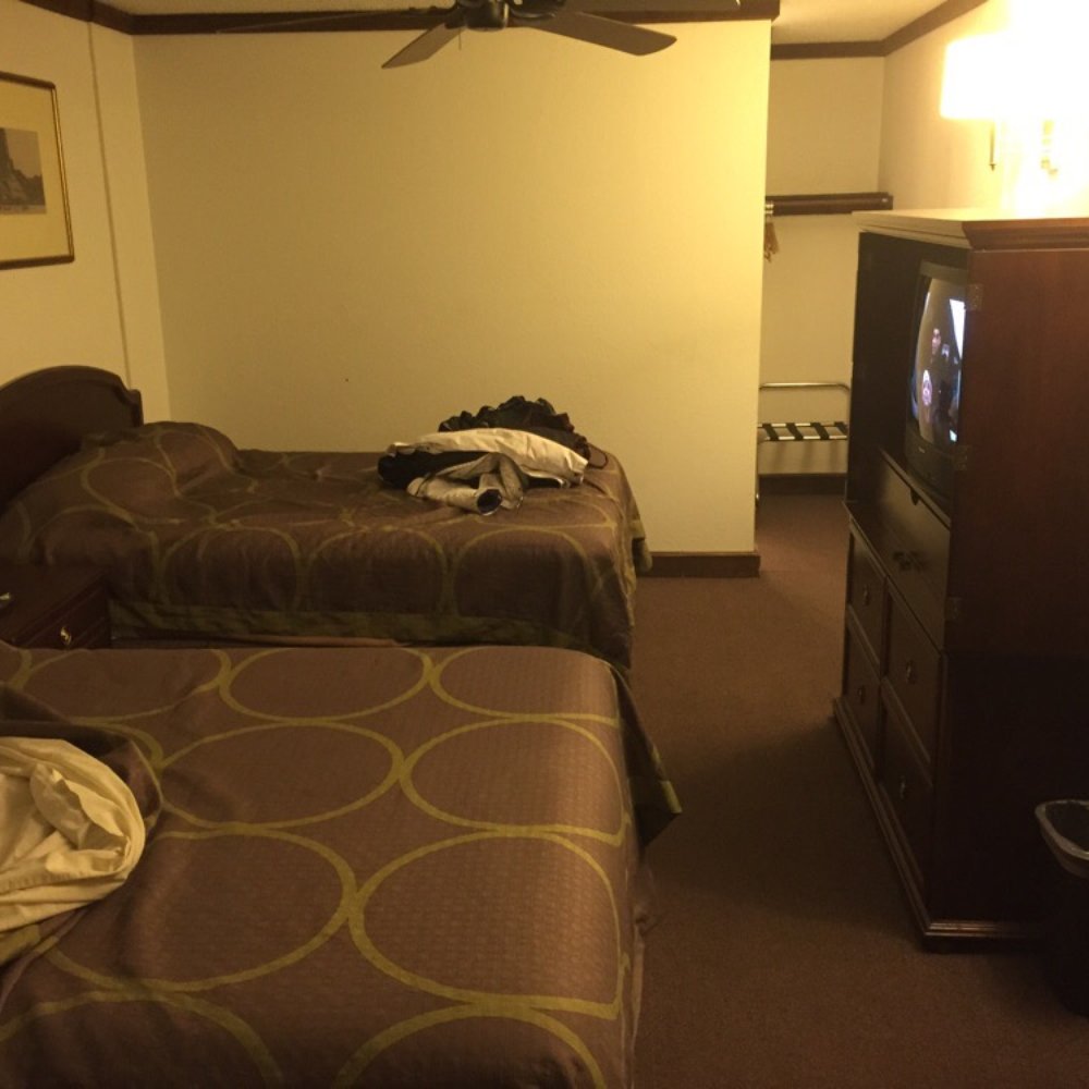 Super 8 by Wyndham Georgetown - Nice beds - Hotels Near Me - Georgetown, Colorado Super 8 by Wyndham Georgetown - Nice beds - Hotels Near Me - Georgetown, Colorado