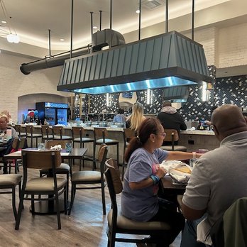 Big Al's Oyster Bar - The dining room atmosphere is comfortable and modern. - Seafood Near Me - Las Vegas, Nevada Big Al's Oyster Bar - The dining room atmosphere is comfortable and modern. - Seafood Near Me - Las Vegas, Nevada