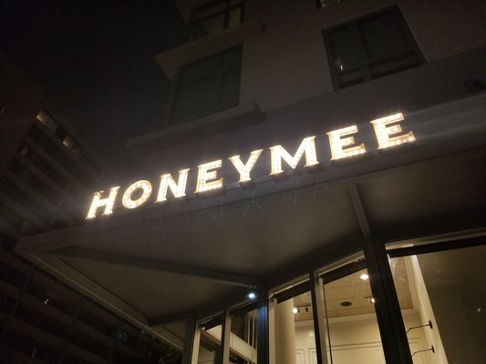 Honeymee DTLA by null