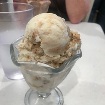 Oberweis Ice Cream and Dairy Store - Peanut Butter Cookie Dough - Ice Cream & Frozen Yogurt Near Me - Bloomington, Illinois Oberweis Ice Cream and Dairy Store - Peanut Butter Cookie Dough - Ice Cream & Frozen Yogurt Near Me - Bloomington, Illinois