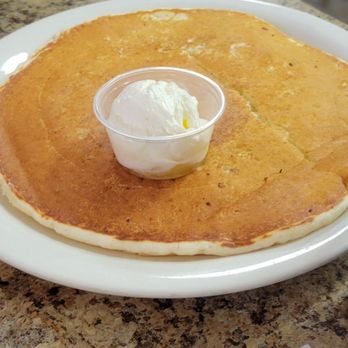 Carolyn's Cafe - Fluffy pancake - Breakfast & Brunch Near Me - Redlands, California