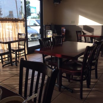 Toyitos Chicken - Tiny restaurant - Peruvian Near Me - Downey, California
