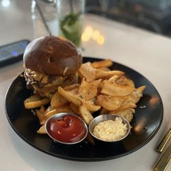 Villani & Co - The best smash burger ever