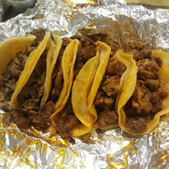 Doty's Tacos - Carne asada, al pastor and chorizo tacos - Mexican Near Me - Gardena, California