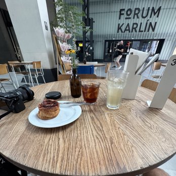 Eska - slaný šnek and cold brew - Bakeries Near Me - Prague, Puerto Rico