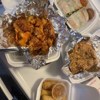 Rose Garden - Orange chicken, Avocado rolls, Thai fried rice, Thai egg rolls - Thai Near Me - Redding, California