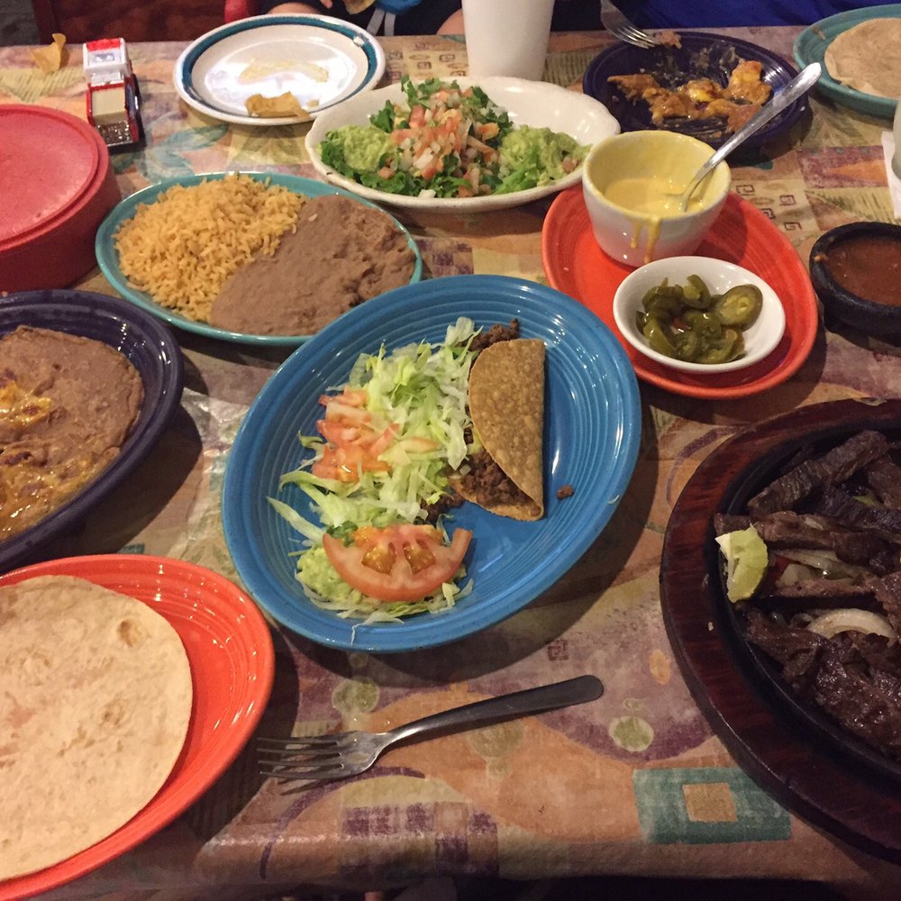 Ray's Mexican Restaurant - Tex-Mex Near Me - Katy, Texas