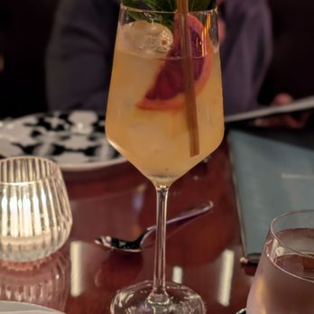 Limusina - Sangria picante - Mexican Near Me - New York, New York