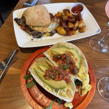 @ the barn restaurant - Wine Bars Near Me - Granby, Connecticut