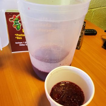 El Taquito Loco - Delicious Jamica that is an ice blend - Mexican Near Me - El Paso, Texas