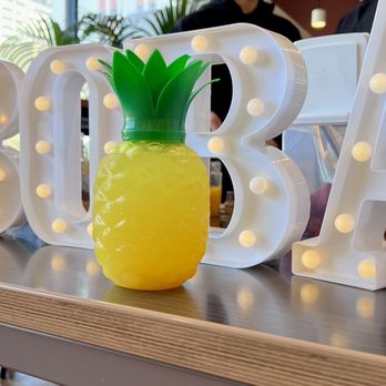 Milk Tea Lab Boba Catering - Hawaii Pineapple Fresh - Caterers Near Me - Concord, California Milk Tea Lab Boba Catering - Hawaii Pineapple Fresh - Caterers Near Me - Concord, California