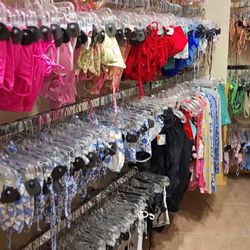 Maui Nix Surf Shop