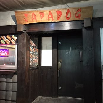Japadog - Entrance to Japadog - Japanese Near Me - Vancouver, British Columbia