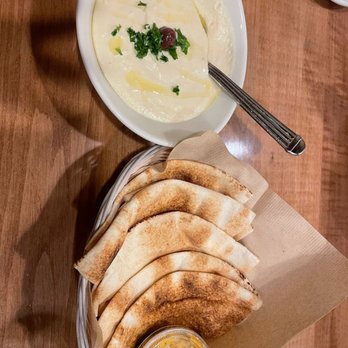 Aladdin's McMurray - Hummus app - Middle Eastern Near Me - McMurray, Pennsylvania