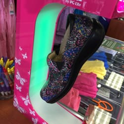 Scrubtastic! - The floating shoe!! :)