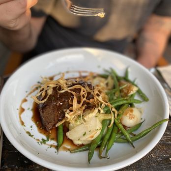 The Raymond 1886 - Braised Short rib - New American Near Me - Pasadena, California The Raymond 1886 - Braised Short rib - New American Near Me - Pasadena, California