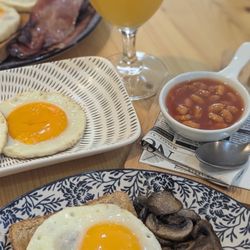 Cafe Odeon - English Breakfast