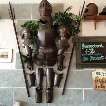 Old Castle Restaurant - Inside dining area - German Near Me - Ruskin, Florida