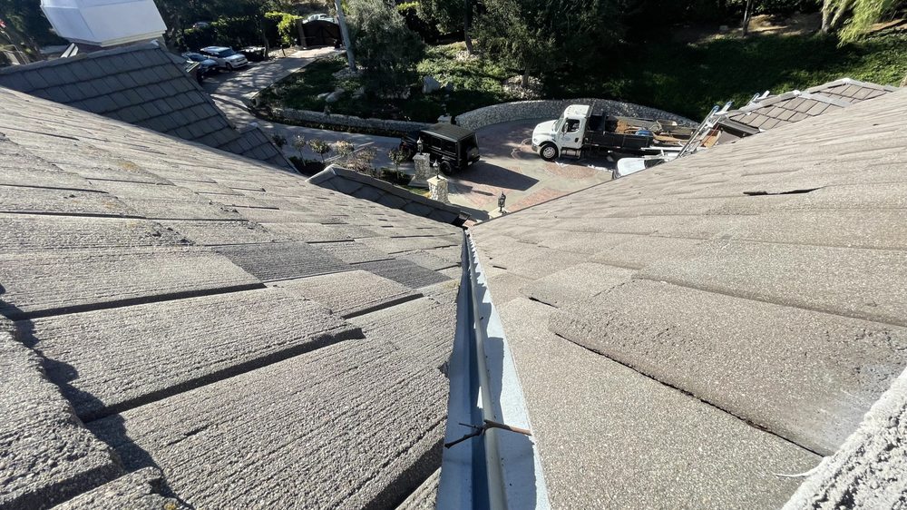 Slide of MAR Roofing