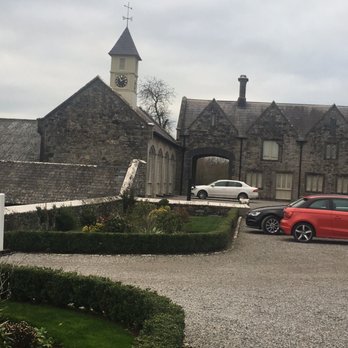 Kilkea Castle Hotel - Parking lot - Hotels Near Me - Castledermot, KE Kilkea Castle Hotel - Parking lot - Hotels Near Me - Castledermot, KE