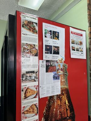 Mano's Pizzeria by null