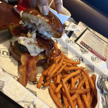 The Hub Grill and Bar - Sports Bars Near Me - Mesa, Arizona The Hub Grill and Bar - Sports Bars Near Me - Mesa, Arizona