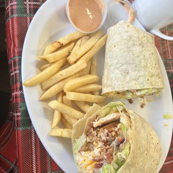 Cattlemen's Cafe - Ranch chicken wrap - Cafes Near Me - Caldwell, Idaho