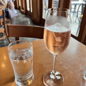 CRÚ Food & Wine Bar - Wine Bars Near Me - Austin, Texas CRÚ Food & Wine Bar - Wine Bars Near Me - Austin, Texas
