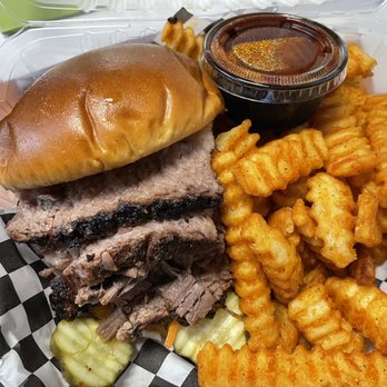 Smokin Jays - Beef brisket sandwich combo - Barbeque Near Me - Oxnard, California