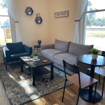 The Pastry Corner - Comfy seating for coffee and conversation - Bakeries Near Me - Cibolo, Texas