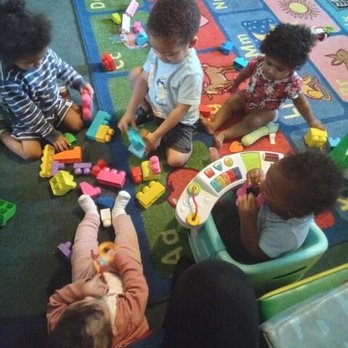AFC Preschool - sensory and block play with the babies - Preschools Near Me - Altadena, California AFC Preschool - sensory and block play with the babies - Preschools Near Me - Altadena, California