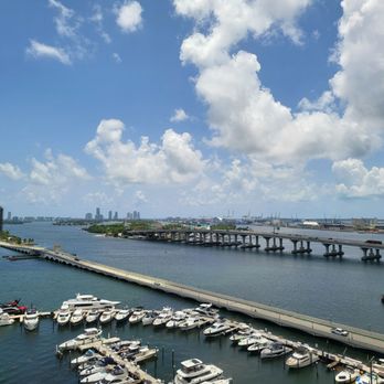 Miami Marriott Biscayne Bay - Hotels Near Me - Miami, Florida Miami Marriott Biscayne Bay - Hotels Near Me - Miami, Florida