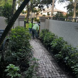 E Aguilar Landscaping
