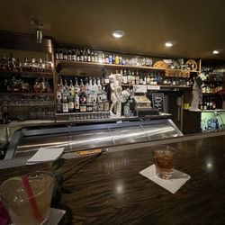 PS Lounge - Inside at the bar