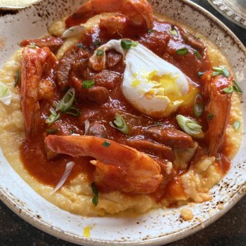 Green Pig Bistro - Shrimp and Grits - New American Near Me - Arlington, Virginia