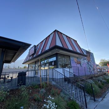Fair Oaks Burger - Burgers Near Me - Altadena, California Fair Oaks Burger - Burgers Near Me - Altadena, California
