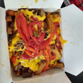Smoke's Poutinerie - Philly Steak Poutine - Fast Food Near Me - Toronto, Ontario Smoke's Poutinerie - Philly Steak Poutine - Fast Food Near Me - Toronto, Ontario