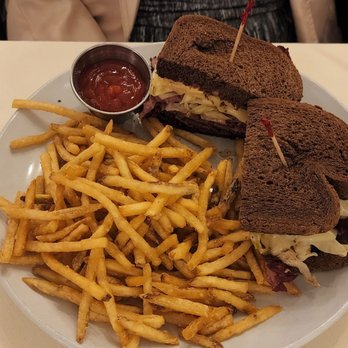 Castle Farm - Reubens. No homemade ketchup? - Breakfast & Brunch Near Me - Versailles, Kentucky Castle Farm - Reubens. No homemade ketchup? - Breakfast & Brunch Near Me - Versailles, Kentucky
