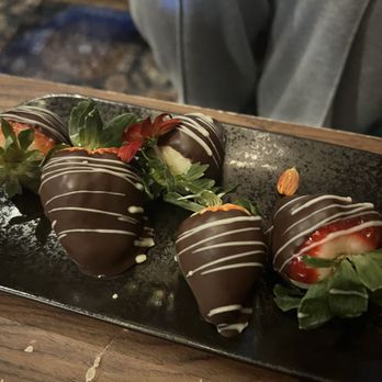 Crave Dessert Bar - Chocolate covered strawberries - Bars Near Me - Asheville, North Carolina Crave Dessert Bar - Chocolate covered strawberries - Bars Near Me - Asheville, North Carolina