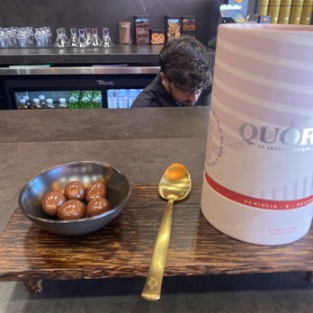 Quore Gelato - Vanilla & basil Hayden bourbon gelato - DELISH - Gelato Near Me - Miami, Florida Quore Gelato - Vanilla & basil Hayden bourbon gelato - DELISH - Gelato Near Me - Miami, Florida