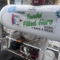 U-Haul at University of Florida - The fill it up in less than five minutes!!