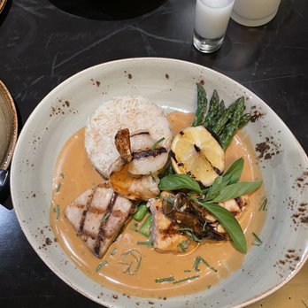 Japengo - Seafood curry bowl - Asian Fusion Near Me - Lahaina, Hawaii Japengo - Seafood curry bowl - Asian Fusion Near Me - Lahaina, Hawaii