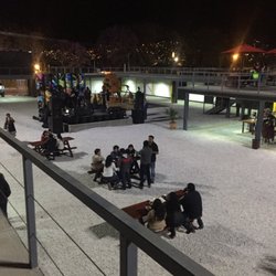 La Vianda - Pues aún no llega mucha gente pero pues hay que seguir el recorrido