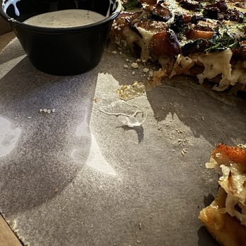 Rock & Brews - Chicken bbq pizza - Brewpubs Near Me - Ridgefield, Washington Rock & Brews - Chicken bbq pizza - Brewpubs Near Me - Ridgefield, Washington