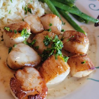 Anthony's HomePort Everett - Pan seared scallops - Seafood Near Me - Everett, Washington