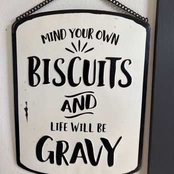 Beachin’ Biscuits - Breakfast & Brunch Near Me - Pismo Beach, California
